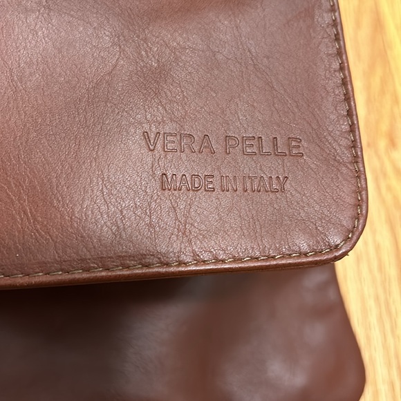 ✨ VERA PELLE ✨ Cognac Brown Leather Flap Adjustable Crossbody Bag Purse - Picture 3 of 10